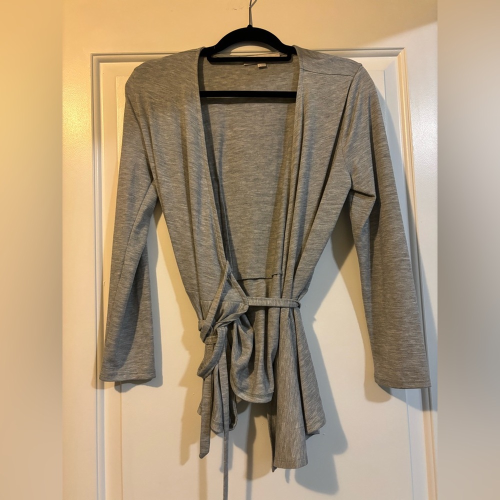 Grey loft wrap long sleeve shirt